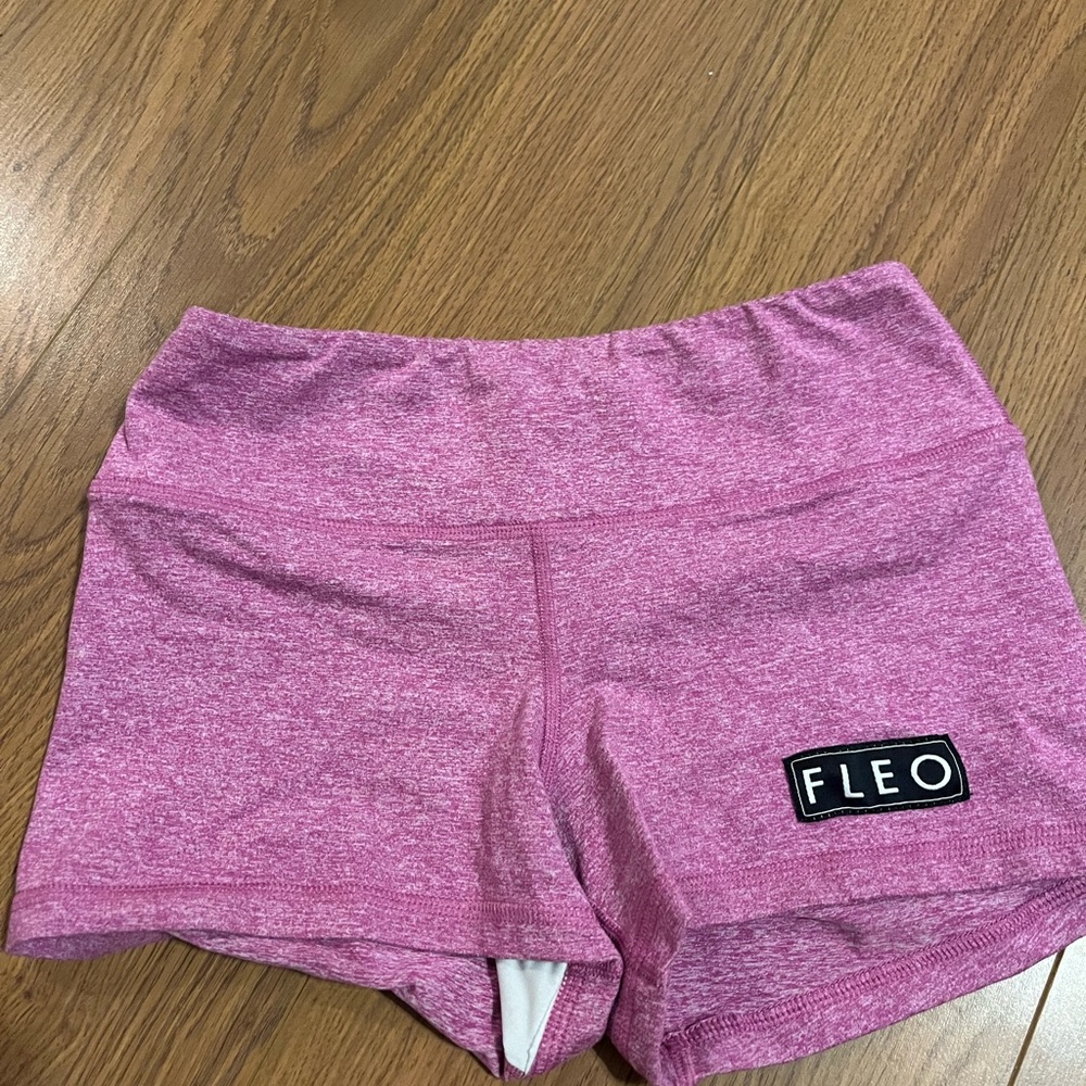FLEO power mid rise Size small